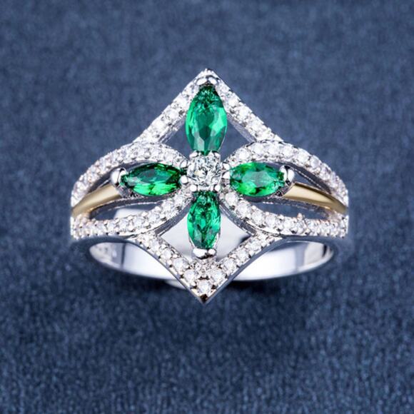 Ring Simulated Emeralds Diamonds Sz 8 Clover Blossom Fleur Brilliant Sparkle - Picture 10 of 13